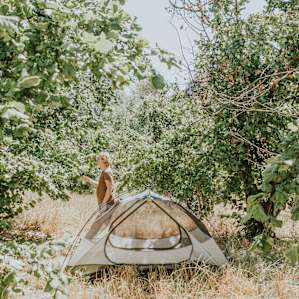 tent people lodging