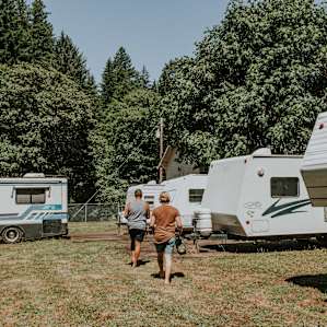 people rv lodging