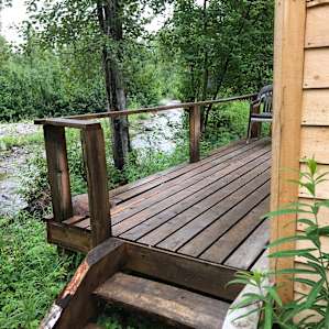 Walk up to the cabin