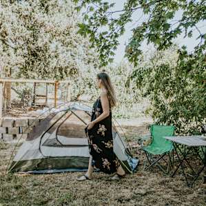 tent people lodging