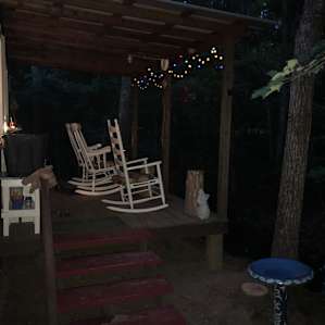 Sweet solar lights add a nice touch to the evening.