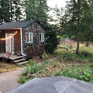 Backyard Cabin on Urbanish Farm