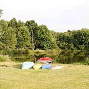 The pond is quite large and had a canoe, two kayaks and a paddleboard for us to use