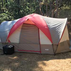 First tent site, huge flat ground. He lended me that tent, I forgot to pack one on the motorcycle.