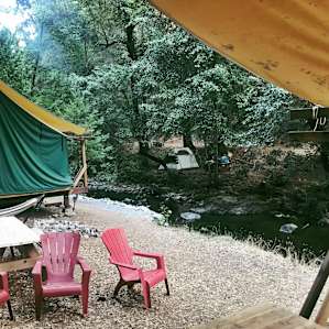 tent forest picnic table