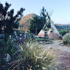 Mystic Canyon Tipi Glamping for 2!