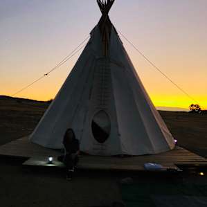Dakota Tipi - 22 ft.