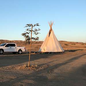 Dakota Tipi - 22 ft.