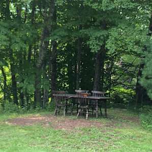 A little breakfast table nook up near the campsites!