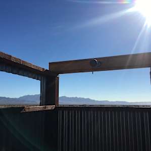 Near Joshua Tree Park - Wolf's Den