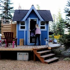 Welcome to My Tiny Bird House!
