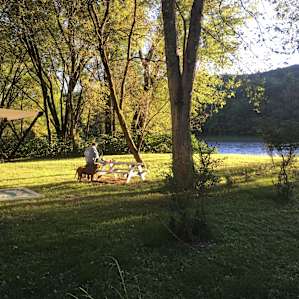 Riverfront Camspite