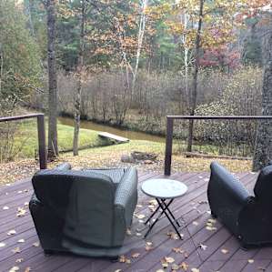 Secluded River Cabin