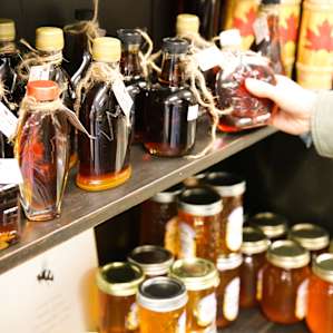 Being so close to New England, there are plenty of nearby shops selling local maple syrup.