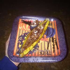 Grilled banana with chocolate, peanut butter and marshmallows... just heavenly!