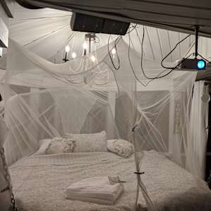 The hanging bed