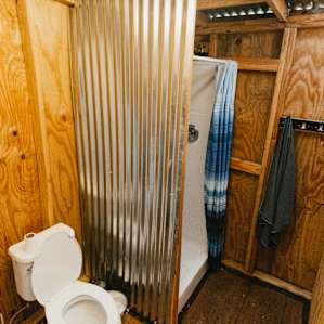 shower toilet amenity