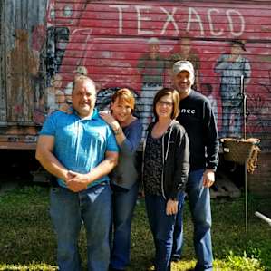 Hosts were knowledgeable of south Louisiana tourism and offered 3 great experiences