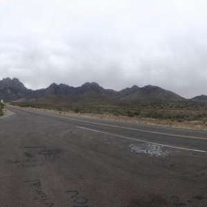 had to pull over, starla (the bus) wanted a glamour shot with the mountains