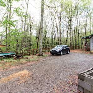 This is the view when you drive up. The cabin is on the left and you meet Wanda at her cabin on the right.