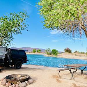 Serenity Lake Tent Camp