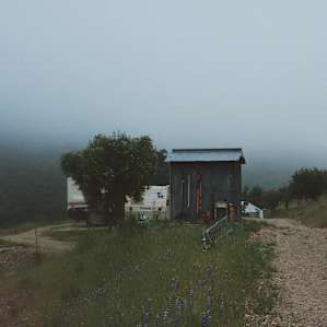 Dora-Rozi Retreat