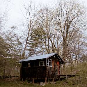Cute little private cabin.