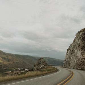The road to and from Chelan! So gorgeous, right next to the Columbia.