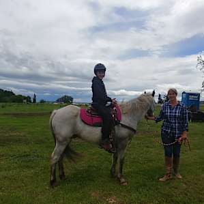 More horse lessons