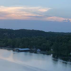 The Bluffs on Taneycomo RV sites