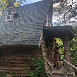 Secret Chalet- Closed till Spring!