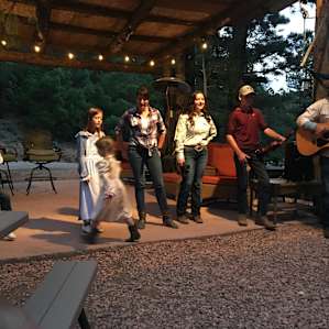 Pioneer Glamping Resort