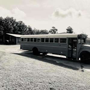 Parked on level ground, plugged in with the horse and bunny barn in the background. Perfect 5 days.