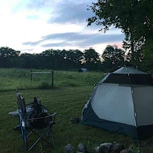 Mtn Views & Animals on Family Farm