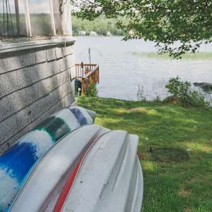Guests have access to kayaks