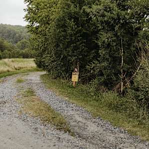 Dead end sign that indicates you have arrived at Hidden River
