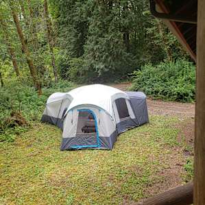 Secluded creekfront, wooded lot.