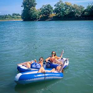 Snohomish river floating, made sure to tie down to the dock bc of the current