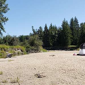 Park & Camp right on the Pack River