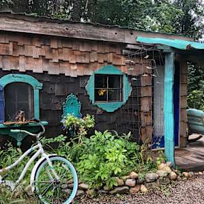 A Wee Place in the Woods - Cabin