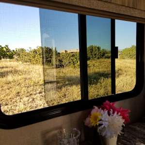RV Parking Ten Minutes FromSanta Fe