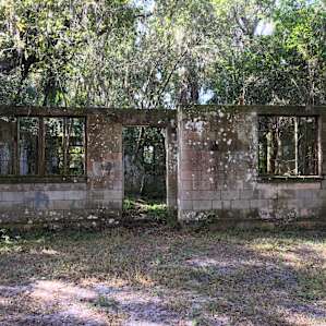 River Goddess Chalet Lithia Florida
