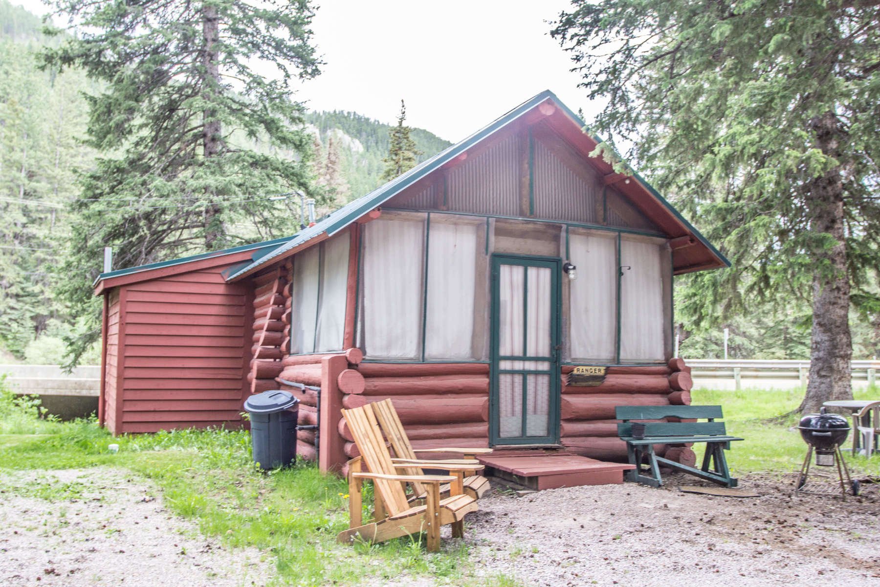 Ranger Cabin By The Creek Wickiup Village Cabins Sd 7 Photos