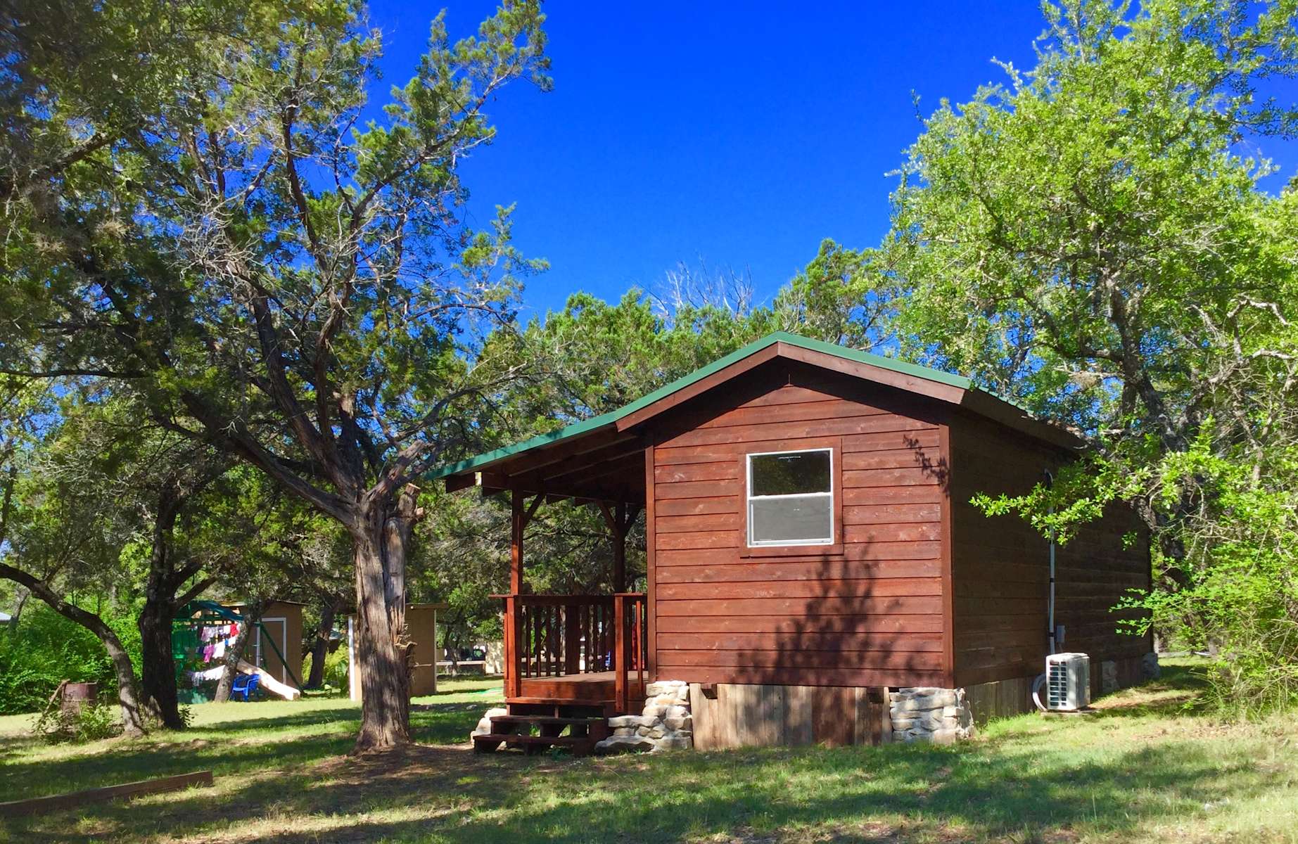 Camping Cabin Near The Lake Relaxing Lake Cabin Camp Tx 1