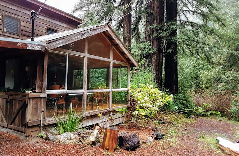 Cabin Camping In Southern California Minimalist Interior Design
