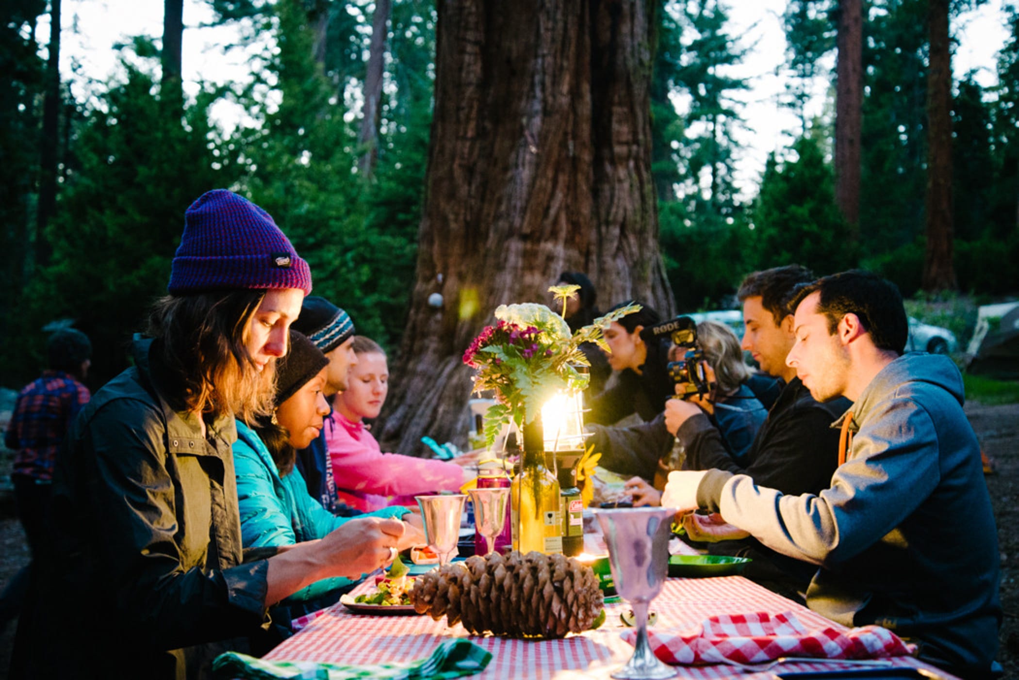 9 Recipes And Tips for Hosting Thanksgiving Camping (Campsgiving)