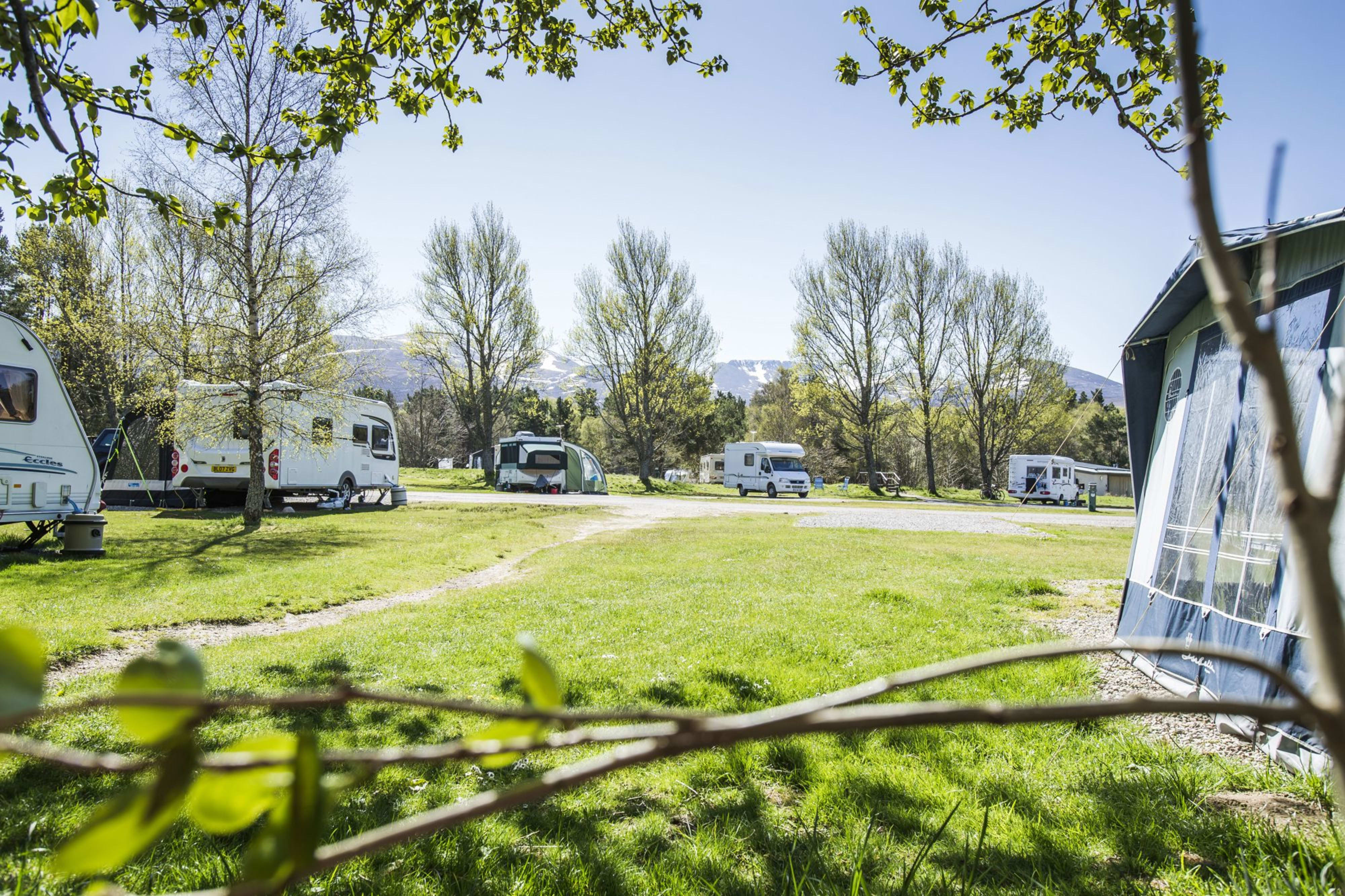 Offering camping in the UK: How long should I open my campsite for?
